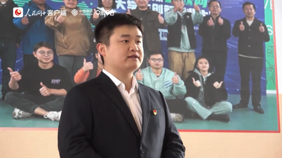 刘鲁湘.png 刘鲁湘.png