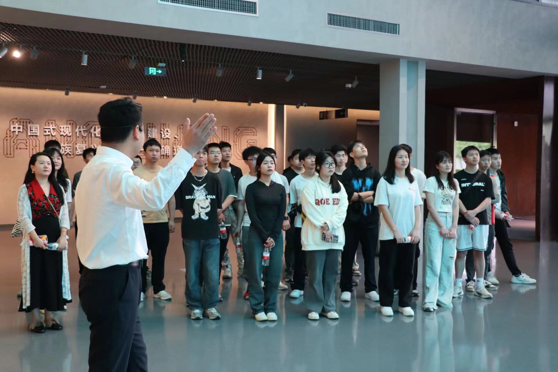 习概移动课堂2.jpg 习概移动课堂2.jpg